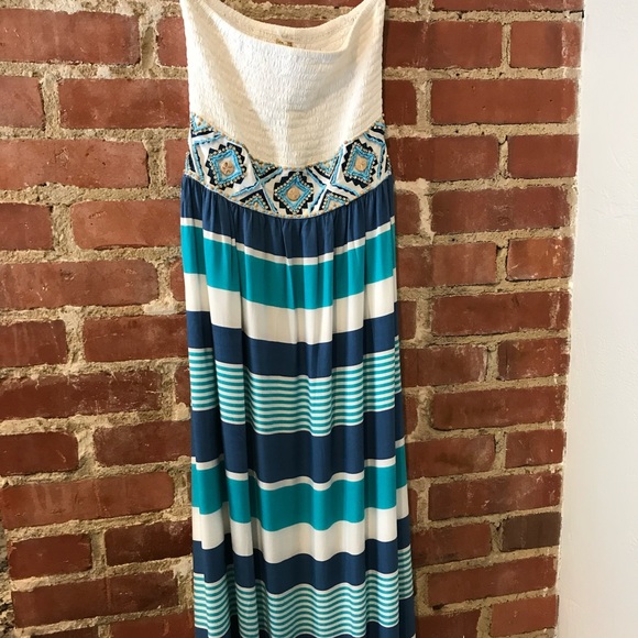 SKEMO BEADED SLEEVELESS MAX DRESS - Picture 3 of 5